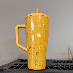 Custom 30 oz Brumate